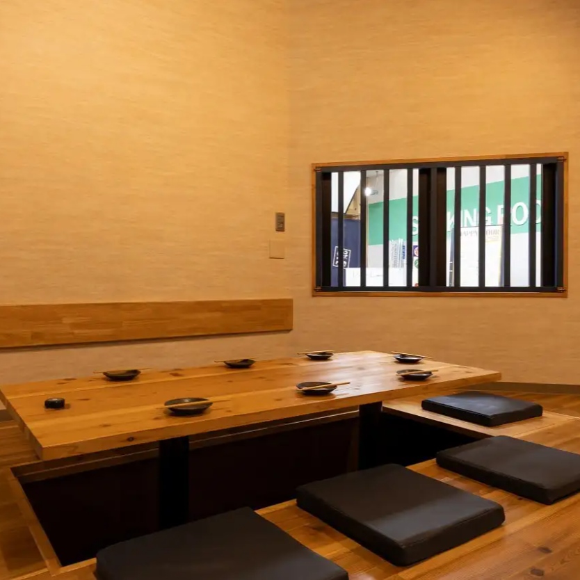 【草津駅徒歩1分】最大50名まで収容できる掘りごたつ席をご用意