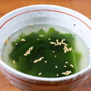 ワカメスープ