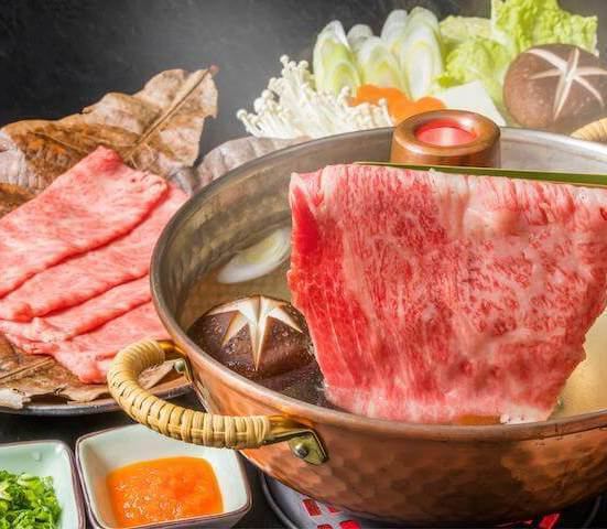 熊本料理を最大限堪能していただくため内装にもとことんこだわり