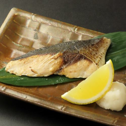 ぶりの藁焼き
