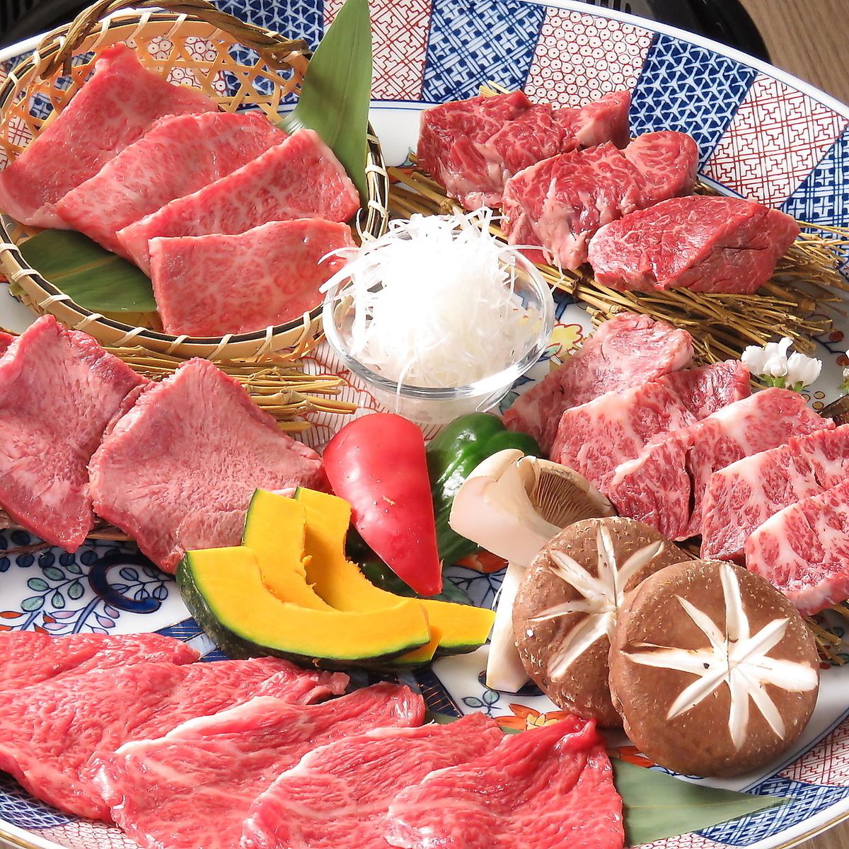 Please enjoy Yamasho's carefully selected meat ♪