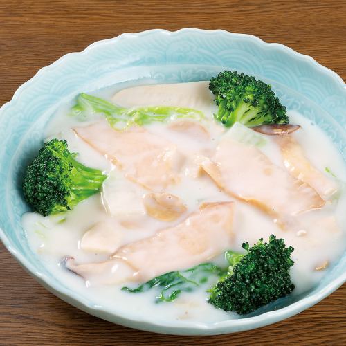 Abalone in cream / Abalone in oyster sauce with green bok choy