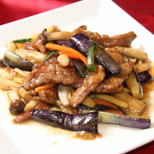 Beef and eggplant stir-fry with oyster sauce lunch