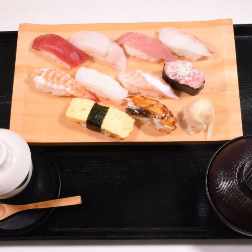 握り、天ぷら、定食を新鮮なネタでご提供♪