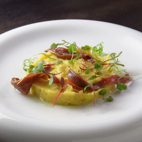 バタタスコンアリオリ～アンチョビ香るスペイン風前菜～