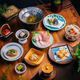 【附2小時無限暢飲】可以品嚐日立閃亮豬肉涮鍋和原始時令蔬菜的“特選豬肉涮鍋套餐”