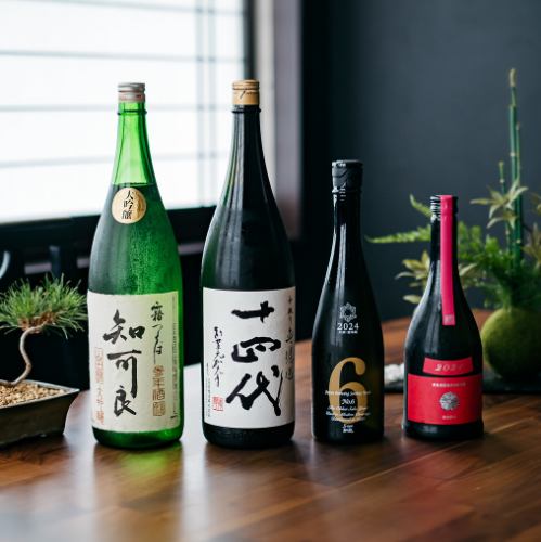 We always have 25-30 types of sake available, including seasonal recommended brands.