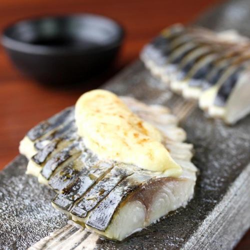 Ura no Niwa-style Seared Mackerel Platter with Two Kinds
