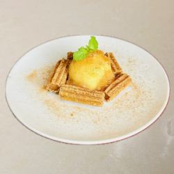 Crispy cinnamon churros and apple sorbet