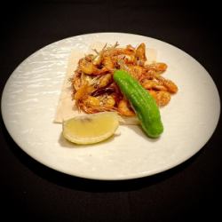 川海老のカレー風味唐揚げ　