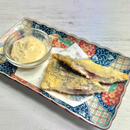 名物！レアアジフライ