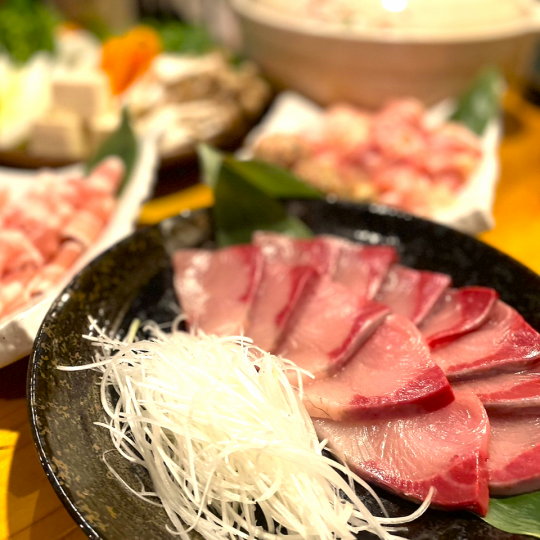 【推薦聚會】享受冬天味道的鰤魚火鍋豪華套餐 120分鐘含無限暢飲 6,000日元（含稅）