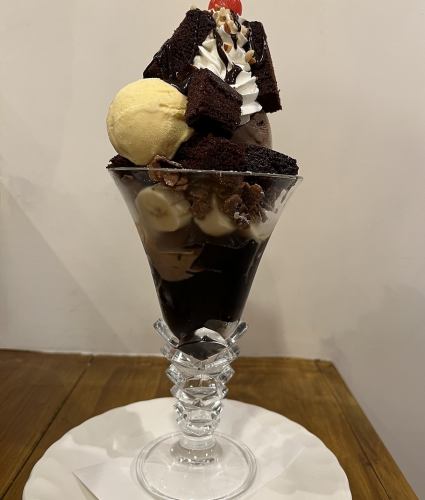 Chocolate Browny Tower Parfait