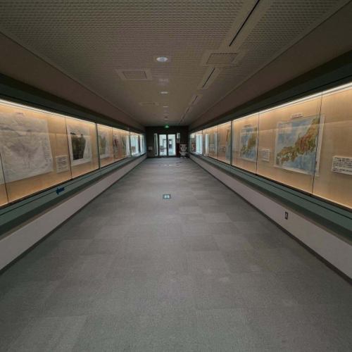 📍つくば地理探訪！
昨日は定休日を活かして、つくばへ🚃
・国土地理院 地図と測量の科学館
・つくばエキスポセンター
地図と測量の世界、宇宙や科学のワクワクが詰まった1日でした🗺️✨

特に地図の制作工程や、昔の測量機器の実物展示は見応えあり！
地図好きにはたまらない空間でした☺️

どこから来たマップも駒沢にマッピングして来ました！

🗓️本日7月9日（水）は地図カフェ・地理カフェで避暑がてらぜひ当店へお越し下さいませ。☕🗺️

📌地図や地理に興味ある方、おひとりでもぜひお気軽にどうぞ！
ふらっと立ち寄り歓迎です✨

#地図カフェ #地理カフェ #国土地理院 #地図と測量の科学館 #つくばエキスポセンター #地図好きとつながりたい #測量ってロマン #地理好き集まれ #つくば探訪