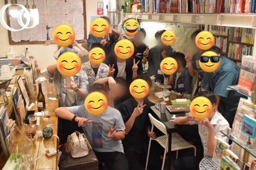 📍**7月6日（日）地理好き集まれ！**🌏
昨晩は【駒地理OB会】の貸切ナイト🌃
地理ワードが飛び交う、アツすぎる夜でした🗺️🔥

その“地理の余韻”たっぷりな日曜、今日もゆるっと営業中☕✨

🍧夏の新メニュー登場！
✔️ ひんやりカキ氷はじめました❄️
✔️ 昼からOK！生ビールもご用意してます🍺

📚地図・地形を眺めながらのんびり過ごしたり、
💬ふらっと来て地理トークしたりも大歓迎！

日曜の午後、ゆる地理カフェでお待ちしてます〜！

#地理カフェ #駒地理　#カフェ巡り #地理好きと繋がりたい
#夏メニュー #かき氷始めました #生ビール　あります
#昼飲みOK #地図カフェ #地形萌え #街歩き好き #日曜カフェ
#学びと癒しのカフェ