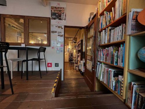 📍July 31st (Thursday) | Komazawa
For those looking for a unique cafe...

Geography Cafe, themed around maps, trains and travel, is a 4-minute walk from Komazawa-daigaku Station.
Surrounded by old maps and map books, you can enjoy a "geography trip" with a cup of coffee in hand.
It is fully air-conditioned and has Wi-Fi and power outlets.
It's a quiet space perfect for reading or working.

Be sure to drop by today🗺️✨

#GeographyCafe #KomazawaCafe #BookCafe #OldMap #ConnectingwithTravelLovers #TokyoCafeTour #FantasyMap #CafeTime