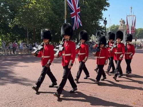 🇬🇧✨A special time where you can feel like you're walking the streets of London✨🇬🇧

Big Ben towering against the blue sky, the solemn changing of the guard, the River Thames shining at dusk...
Britain has a mysterious charm that draws visitors back again and again.

Mr. Earth, a current high school teacher, will deliver a fun lecture on the "real face of the UK"📚
It contains anecdotes and cultural background that you won't find in a guidebook, as well as an atmosphere that can only be felt on-site.
It's a moving 90 minutes that will make you feel like you're on a journey ✈️

Highly recommended for travel lovers as well as those who love British and European culture!
Come experience the learning and excitement that will make you want to choose the UK as your next travel destination!

🎟️Event details and registration here
👉 https://peatix.com/event/4583011

#LoveBritain #TravelEurope #Travelandlearn #Britishculture #Connectwithtravellovers #Lectureevents #Britishtravel