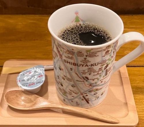 ＼🌍新菜單公告/
從今天開始，我們將在午餐菜單中添加“旅行漢堡飯”！
一盤香氣撲鼻的奶油飯、多汁的漢堡牛排、還有一顆溏心的煎蛋。
這盤豐盛的食物會讓你感覺自己在吃東西時就像在旅行一樣🍳🍴
午休時間請享用全新「旅行午餐」！

#GeographyCafeLunch #NewMenu #TravelingHamburger #FantasyMapCafe #午餐時間
#駒澤大學站 #步行4分鐘 #駒澤大學 #駒澤 #駒澤午餐 #駒澤大學午餐
#世田谷午餐 #世田谷咖啡館 #三軒茶屋午餐 #三軒茶屋咖啡館