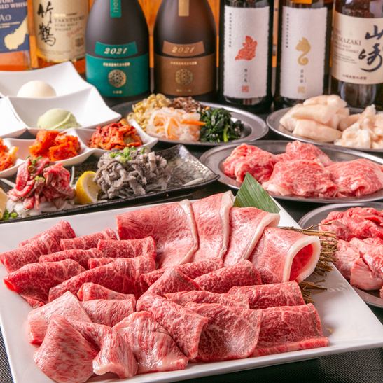 毎朝仕入れる新鮮なホルモンやこだわりの国産肉を存分に楽しめる【もつ焼き陸】