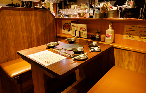 落ち着きのある店内◎