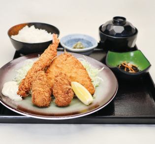 海鮮フライ定食/カキフライ定食　各