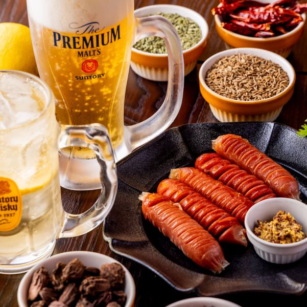 "Course A" with draft beer, 7 dishes including fried shrimp and golden fried rice, 2 hours of all-you-can-drink, 4500 yen ⇒ 3499 yen