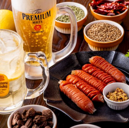 『A套餐』含生啤、炸虾、黄金炒饭等7道菜、2小时无限畅饮、4500日元⇒3499日元