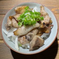 ネギ塩豚トロ丼