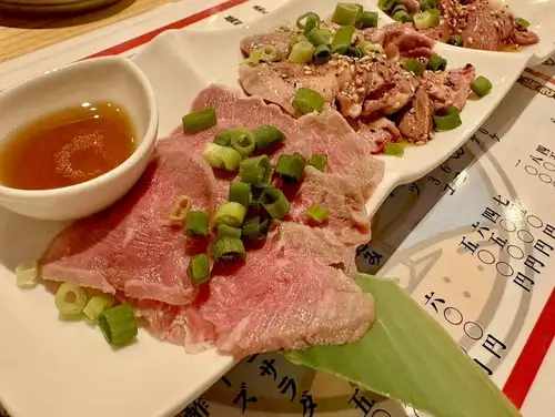 肉刺し三点盛り