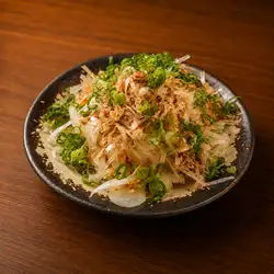 經典洋蔥片佐鰹魚片