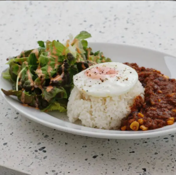 昼飲みやディナーに◎