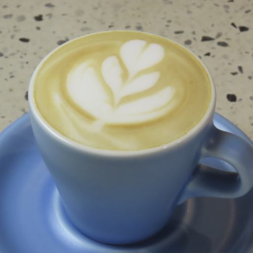 こだわりの「スペシャルティーコーヒー」でほっと一息◎