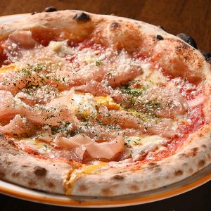 生ハムと半熟卵のピッツァ レギュラー