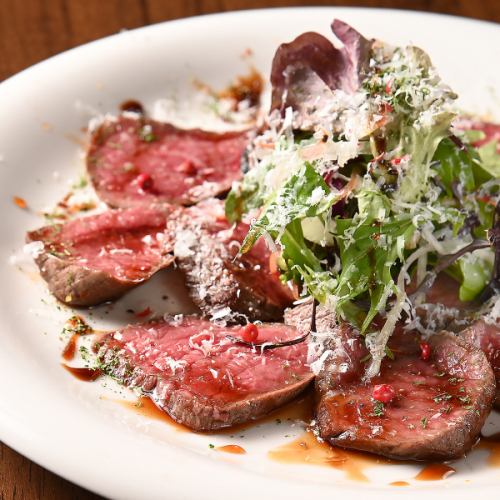 筑穂牛やイチボの炭火香る贅沢ステーキ