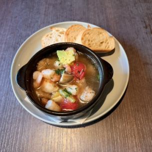 YUMMY特製アヒージョ