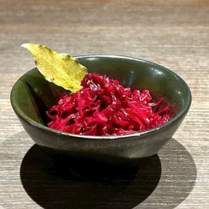 甘酸っぱい赤キャベツのマリネ