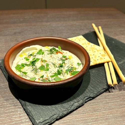 セルヴェル・ド・カニュ クラッカー&グリッシーニ添え