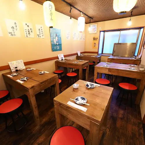2階は最大24名様で宴会も
