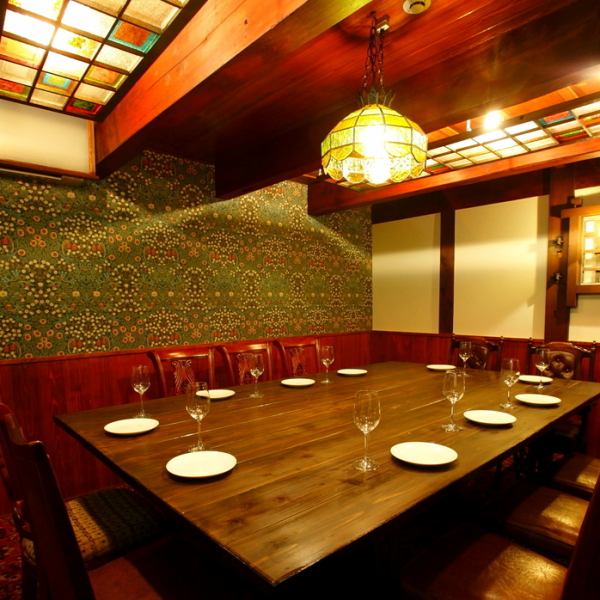 [Fully private room] A completely private room is available for use by only one group per day.For parties of 6 or more, we offer courses with all-you-can-drink options for 5,000 yen or more per person.It's popular, so please make your reservation early.