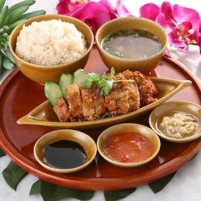 シンガポールの味を楽しむ