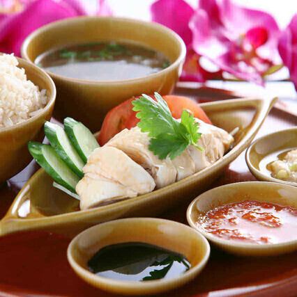 海南鶏飯（蒸し）【肉大盛＋250円(税込)、ライス大盛＋100円(税込)】