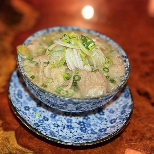 牛もつ煮込み