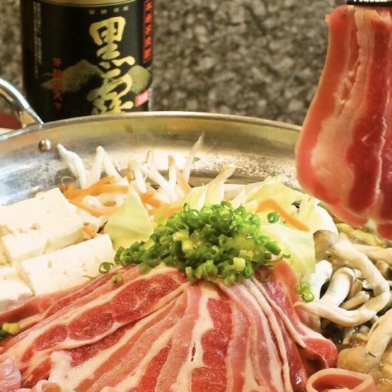 All-you-can-eat sukiyaki and all-you-can-eat banquets without worrying about the surroundings as it is a completely private room!