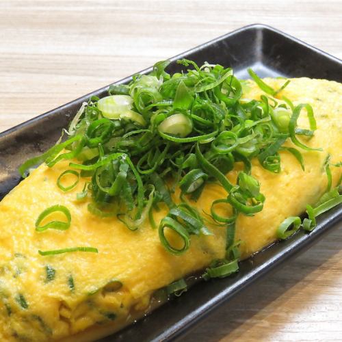 Japanese-style omelet with green onions
