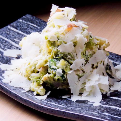 Iburi-gakko and chicken fillet potato salad