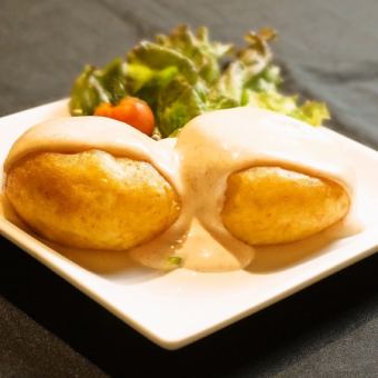 Potato cheese wrapped with menta mayo sauce