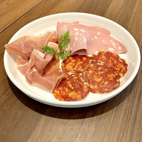 生ハムの盛合せ  フル／ハーフ