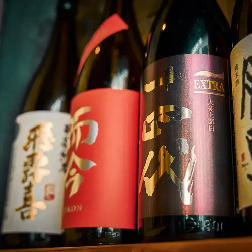 飲み比べ2,400円(税込)~ご用意。お好みに合わせてご提供