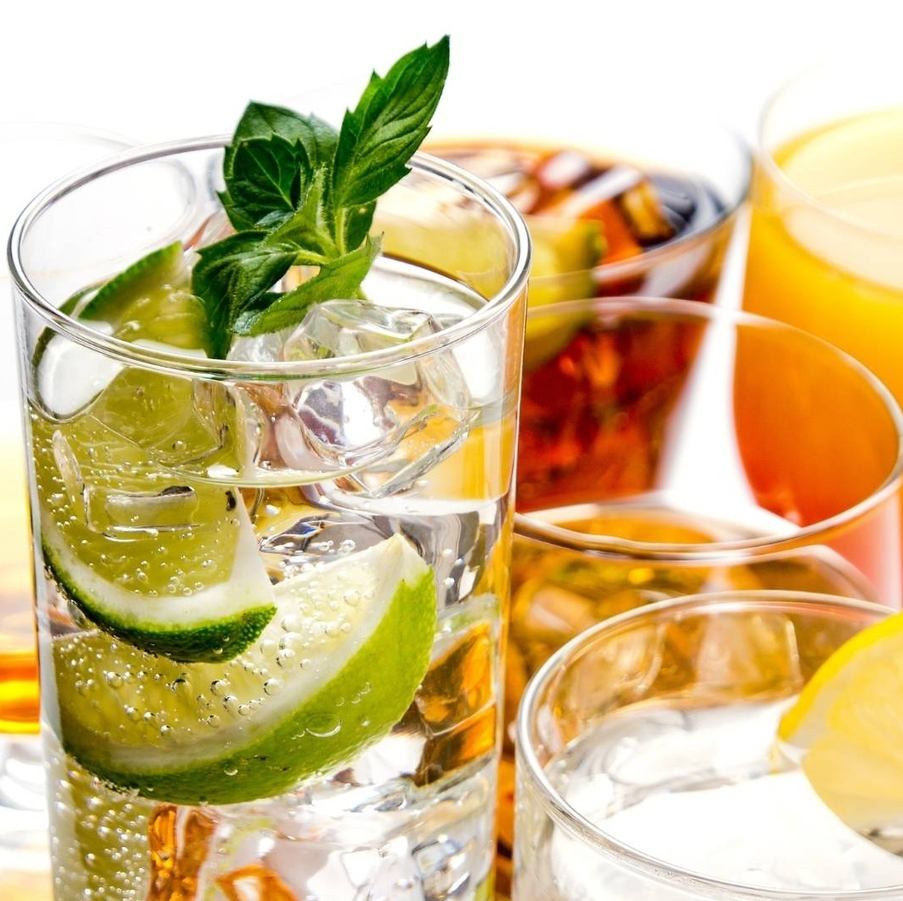 深受女性喜爱!药用鸡尾酒!酸味酒、梅子酒等药用果汁饮料种类丰富!