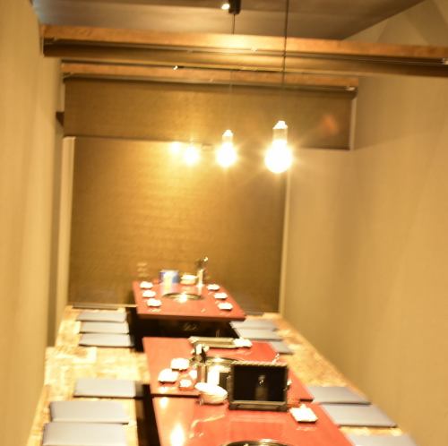 Banquets are also possible! Private rooms with sunken kotatsu tables are available! We have private rooms with sunken kotatsu tables that can accommodate up to 6 people!